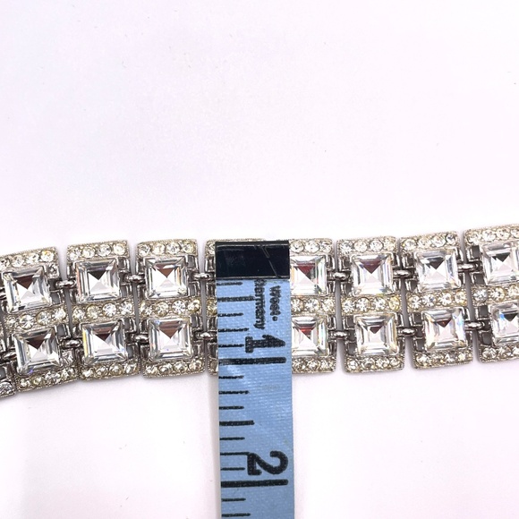 Bogoff Signed Vintage Rhinestone Panel Bracelet Clip Earrings Set - Picture 4 of 15